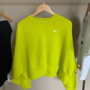 Nike Sportswear Essential Women’s Fleece Crew